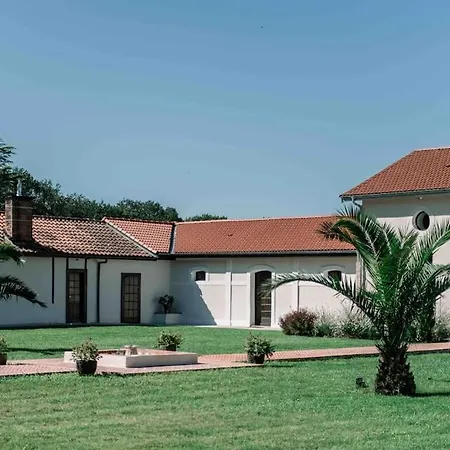 Domaine De Bouhemy Villa
