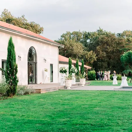 Domaine De Bouhemy * Solférino