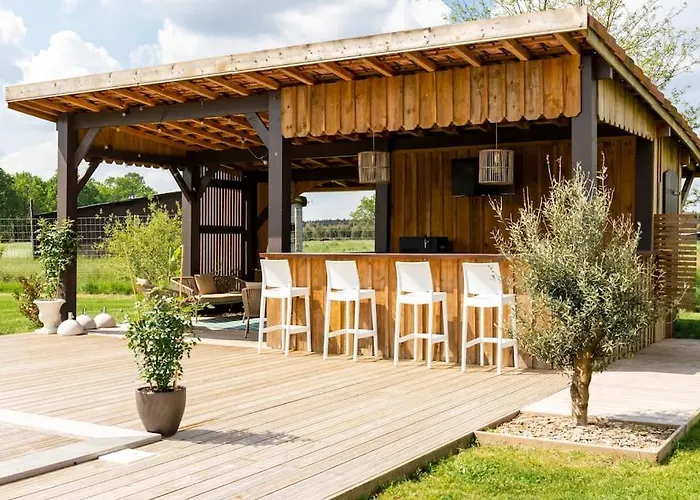 빌라 Domaine De Bouhemy