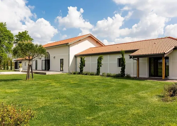 Domaine De Bouhemy 빌라 Solférino