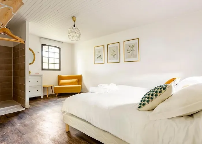 빌라 Domaine De Bouhemy