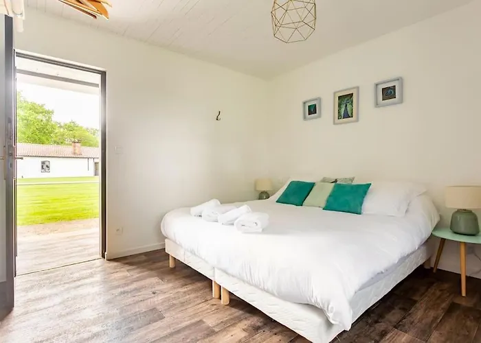 Domaine De Bouhemy 빌라 Solférino