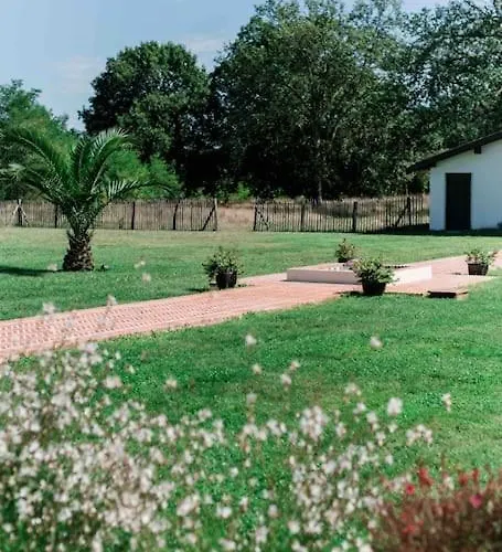 Domaine De Bouhemy Solférino